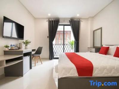 Bin Bin 7 - Near Ton Duc Thang University - 50