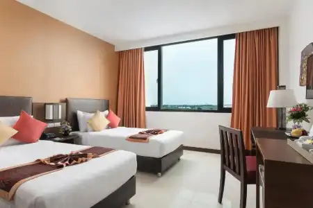 Mida Grande Dhavaravati Nakhon Pathom - 11