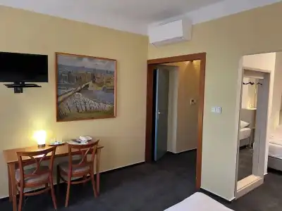 Praha - 79