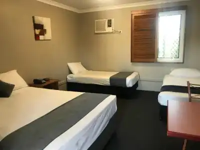 The Cosmopolitan Motel and Serviced Apartments - 33
