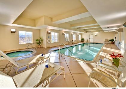Hampton Inn & Suites Reno - 22