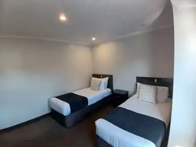Palm City Motor Inn - 67