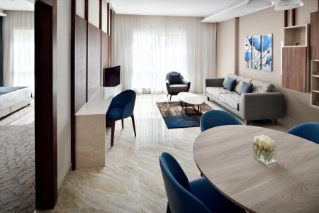 Mövenpick Apartments Downtown Dubai - 13
