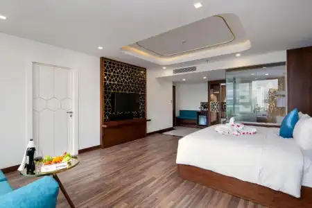 CN Palace Boutique & Spa - 90