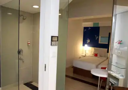 1O1 URBAN Jakarta Kelapa Gading - 2