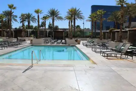 Jet Luxury Elite at the Signature - 11