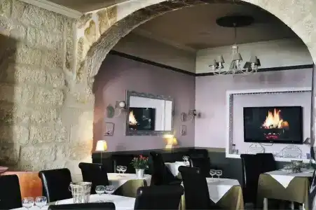 Hôtel du Palais des Papes - 21