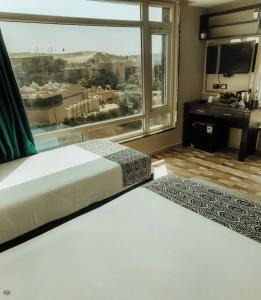 Turquoise Pyramids View - 77