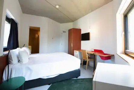 BELVUE - 4