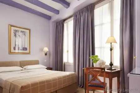 Le Relais Saint Honoré - 12