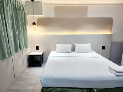 SEATEL Phuket Patong Beach - 46