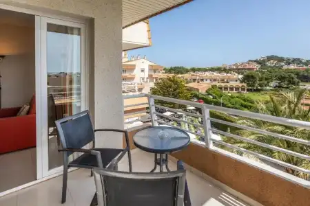 Illot Suites & Spa - 6