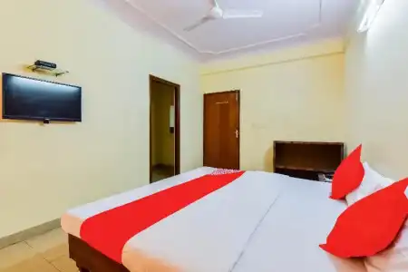 OYO 78478 Siddhi Vinayak - 10