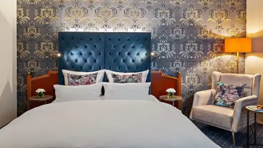 Bayerischer Hof Dresden - 32