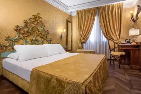 Palazzina Veneziana - 85