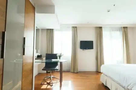 Thomson Residence - 129