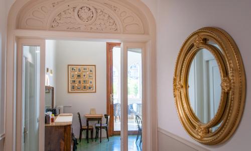 Mihlton Barcelona Boutique B&B - 21
