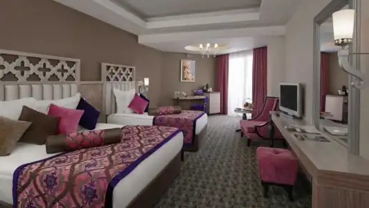 Royal Alhambra Palace – All Inclusive - 4