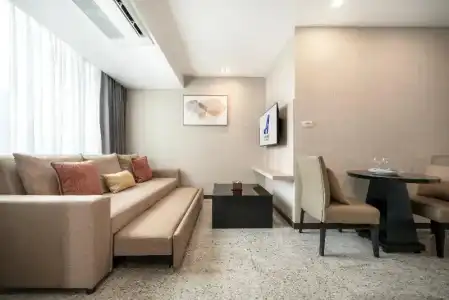 Adelphi Suites Bangkok - 79
