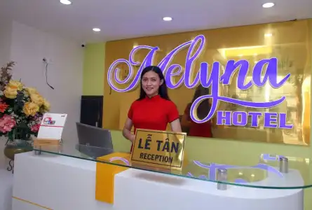 Melyna - 23