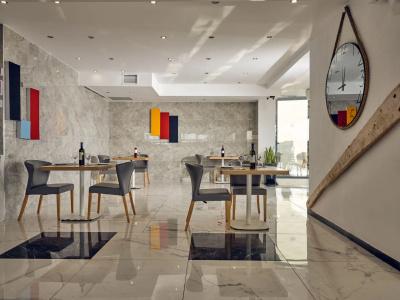Cavo Orient Beach & Suites - 25