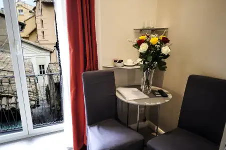 The Roman Empire Guesthouse - 6