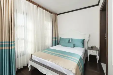 Marina Foça - 25