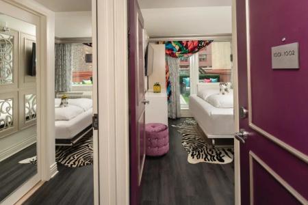 Staypineapple, An Artful, Midtown - 49