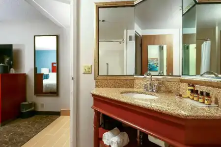 Best Western Plus Bellingham - 82