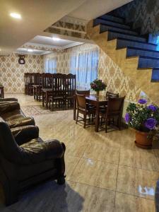 Hill House - 6