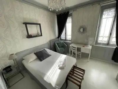 Authentic by Balladins, Hôtel le Carré d'Aix - 34