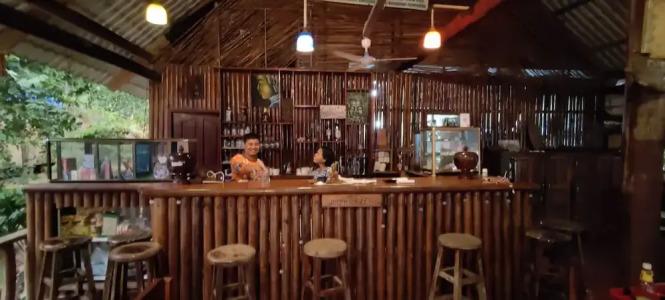 Dolphin Bay Resort - 18