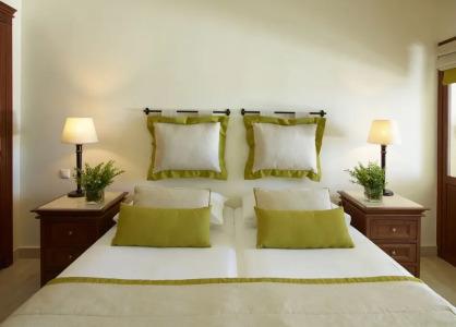 Roda Beach Resort & Spa - 42