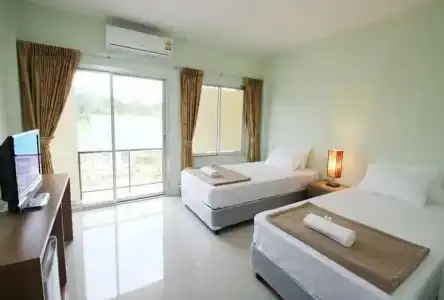 Palm Hill Resort - 5