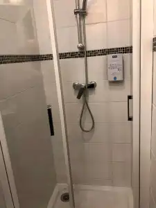 Hôtel Kyriad Paris 10 — Canal Saint Martin-République - 45
