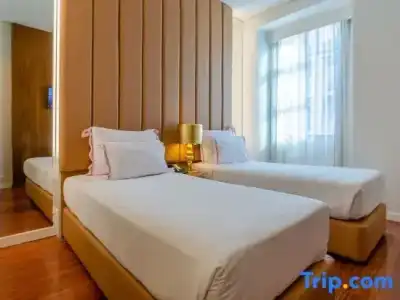 The 7, Suites, Studios & Apartments - 15