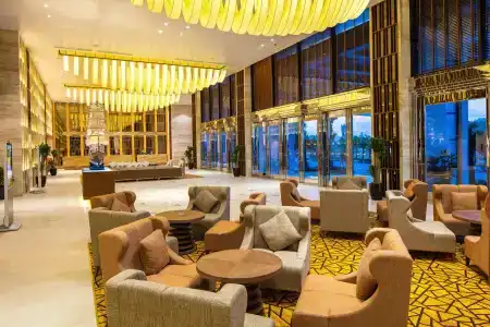 Wyndham Legend Halong - 11