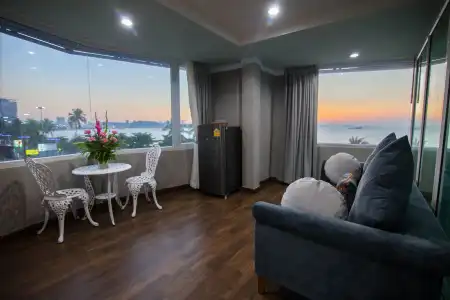 The Beach Front Resort Pattaya  - SHA Plus - 15