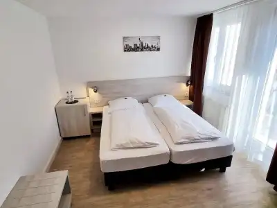 Adler Frankfurt - 34