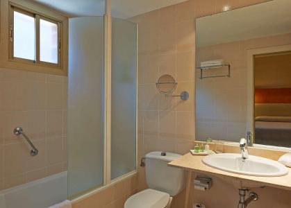 iStay by NH Zaragoza Sport - 31