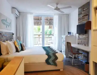Seapoint Boutique - 40