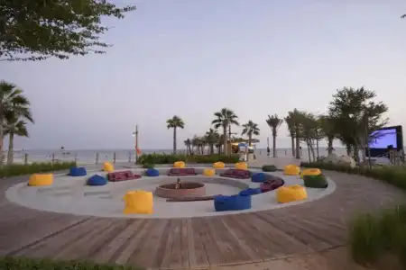 Bab Al Nojoum Hudayriyat Villas - 1