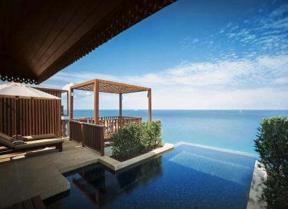 The Ritz-Carlton, - 37