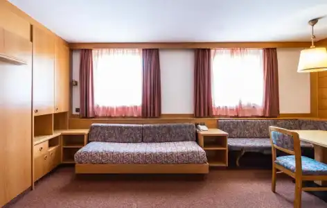 Apartments Lores - 90