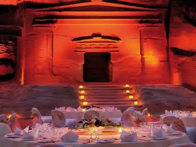 Mövenpick Resort Petra - 19