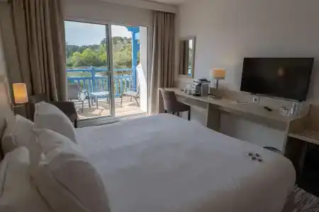 Best Western Le Roof - 93