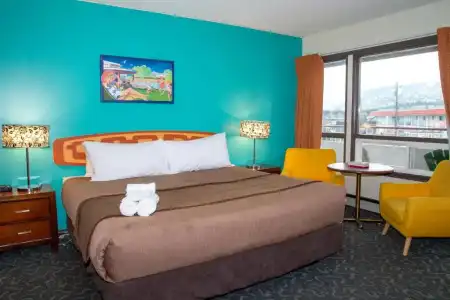 Bowmont Motel - 26