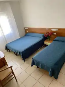 Ivana - 38