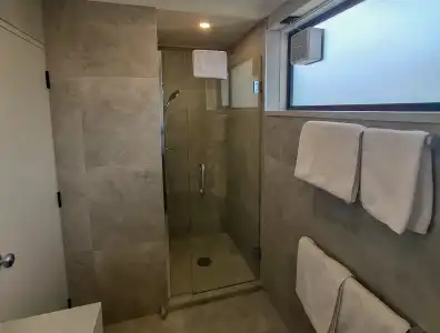 Distinction Coachman, Palmerston North - 88