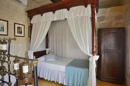 The Burrow Guest House - 108